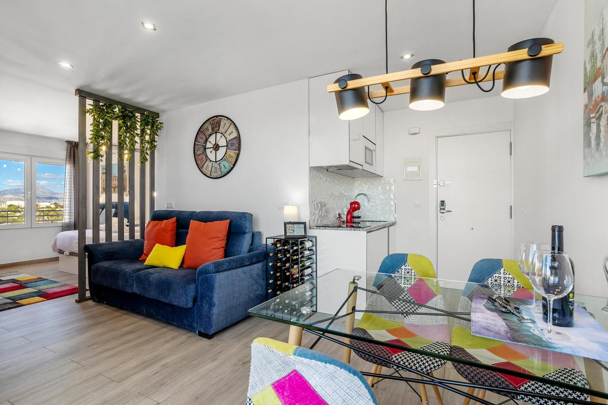 Sky Suites Аликанте Екстериор снимка