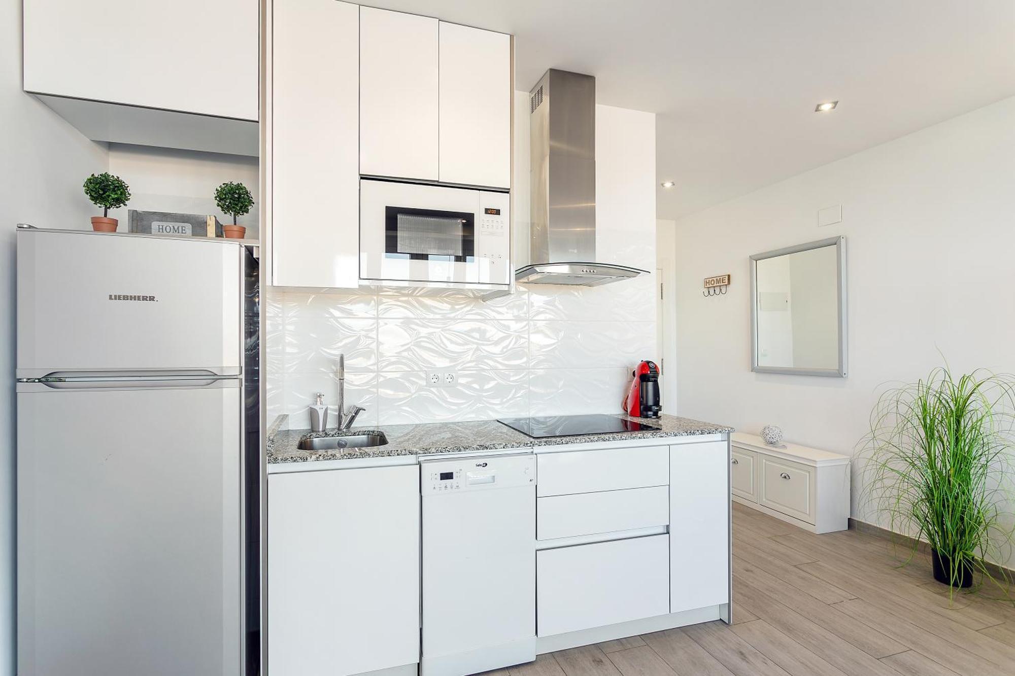 Sky Suites Аликанте Екстериор снимка