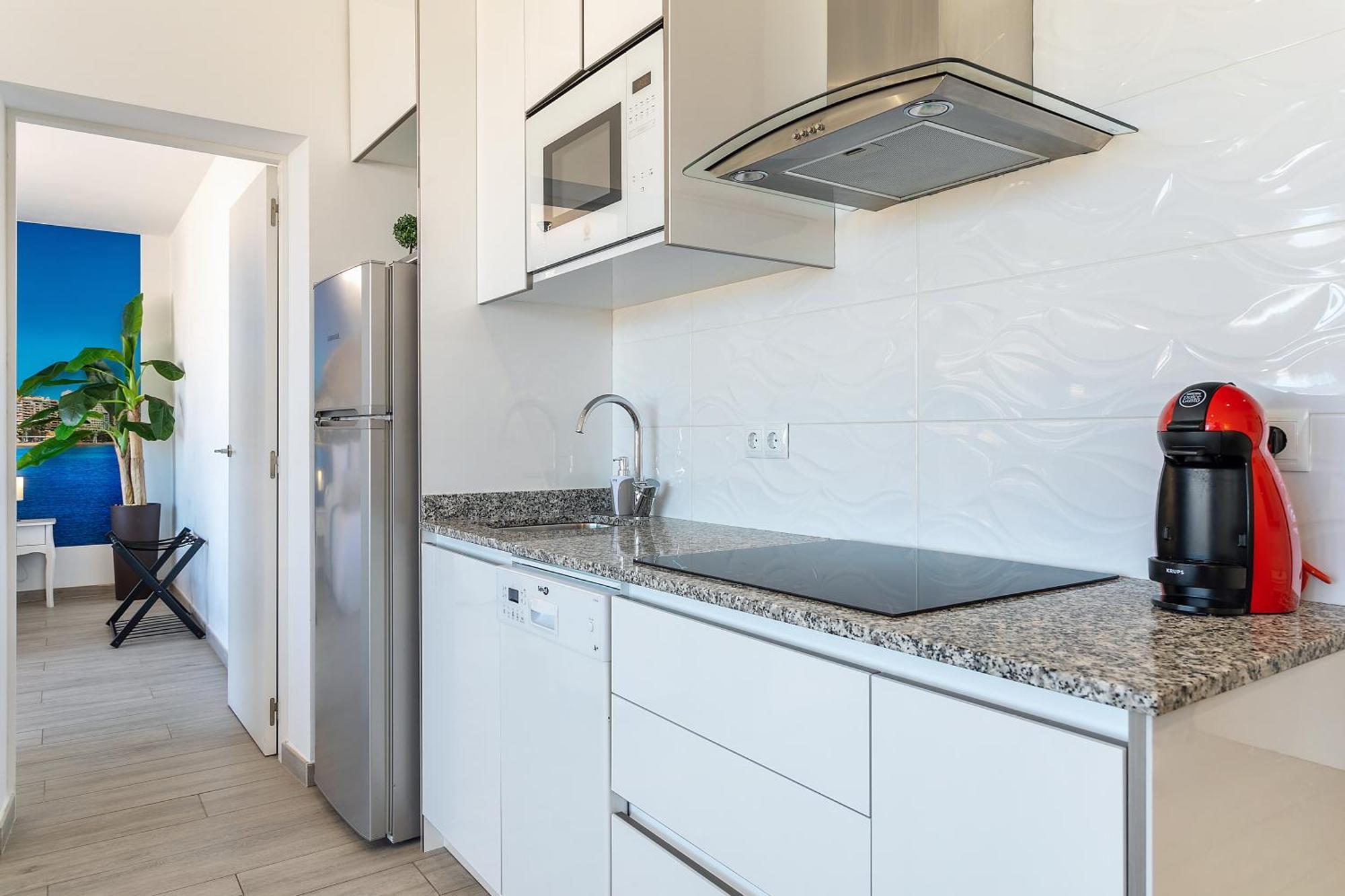Sky Suites Аликанте Екстериор снимка